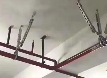 三水成品支架加固时的注意点